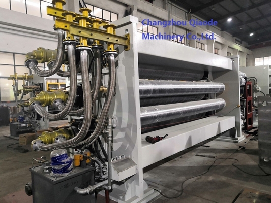 Máquina de calandra de tres rodillos no tejida de alta velocidad 250m/Min 520×3750
